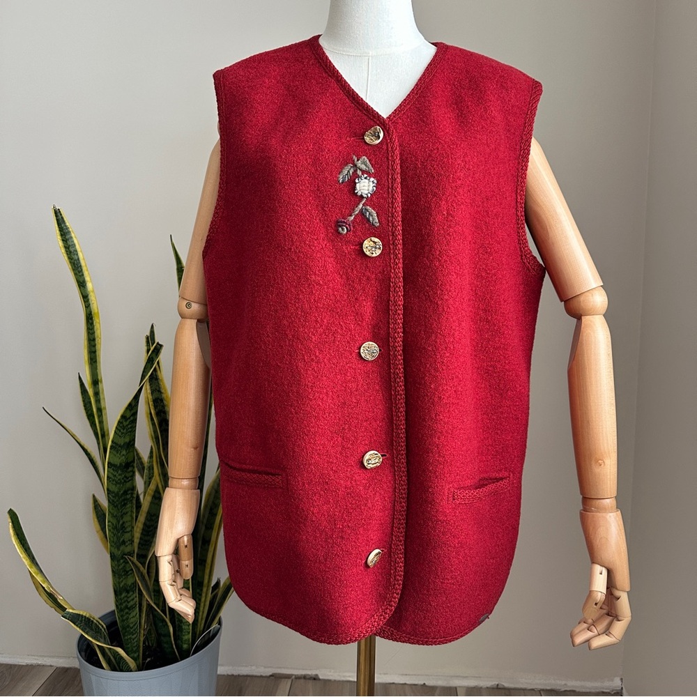 Vintage Giesswein Red Boiled Wool Vest EU 44 Austrian Trachten Embroidered